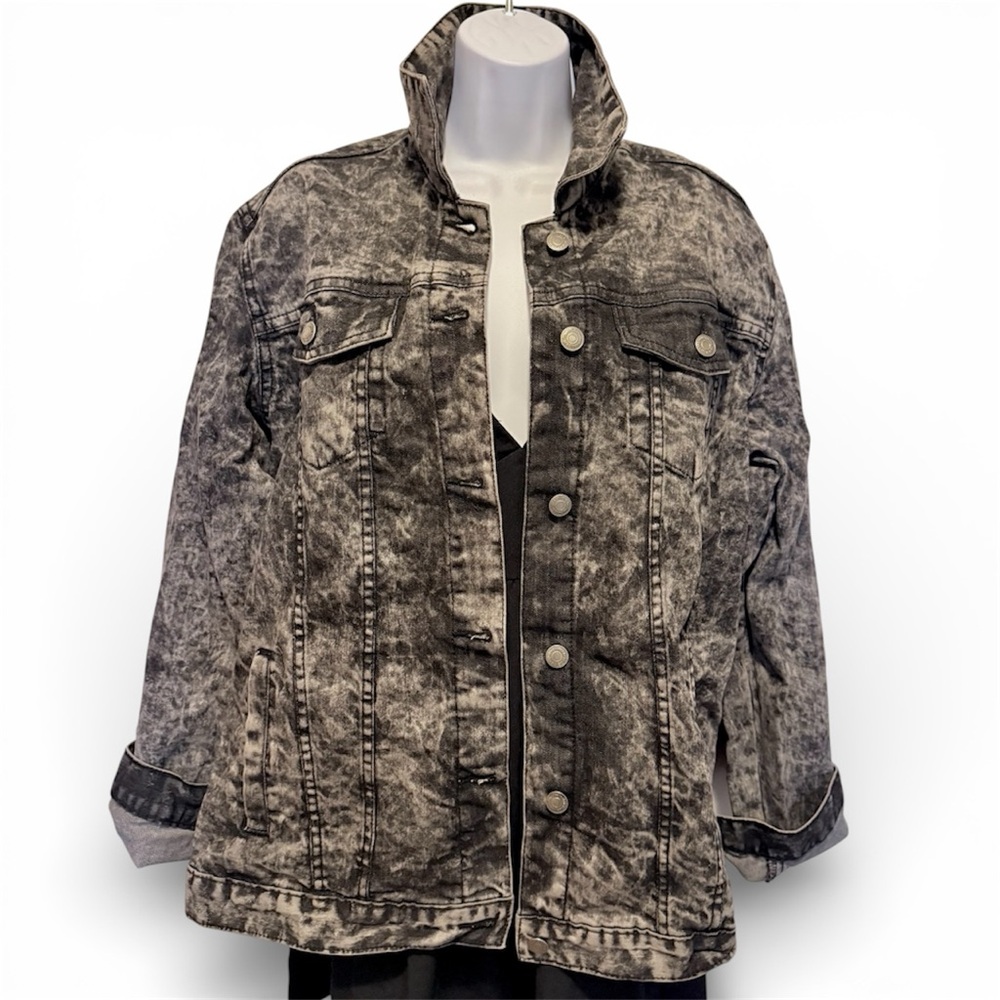Oversized Black Acid-wash Denim Jacket